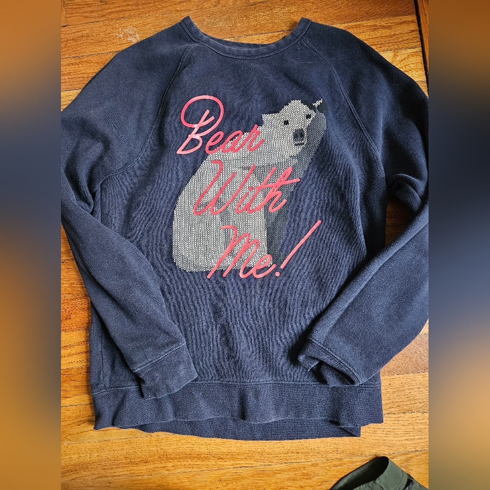 H&m polar bear christmas crewneck